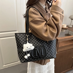 Fashionable black PU leather tote bag with M-pattern and cloud charm for women
