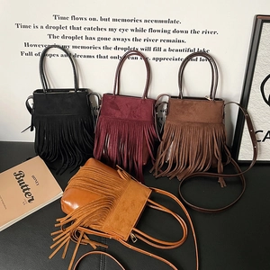 Vintage Bohemian Fringe Bucket Bag For Women Suede Tassel Crossbody Bag Retro Shoulder Bag Small Niche Design Handbag