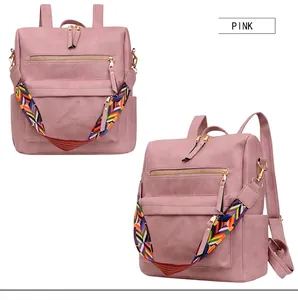 Sac à dos en cuir PU rose avec une large bandoulière colorée à motif géométrique bohème