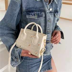 Sac à Main en Paille Tissé pour Femme avec Broderie Marguerite Été Plage Vacances Petit Sac à Bandoulière avec Poignée