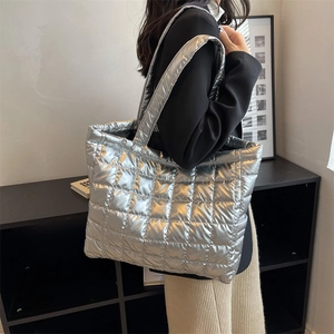 Minimalist silver quilted tote bag with large capacity for women's daily commute
