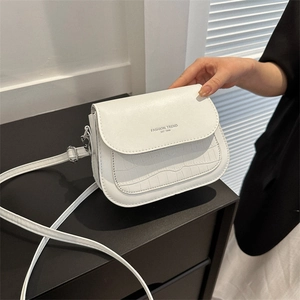 Borsa a Tracolla da Donna in Pelle PU Motivo Coccodrillo Piccola Borsa a Spalla Quadrata Elegante Messenger Bag Urbana Minimalista