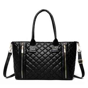 Sac Fourre-tout Matelassé de Grande Capacité Pour Femme Mode Sac à Épaule en Cuir PU Motif Diamant Sac à Main Quotidien Quincaillerie Dorée