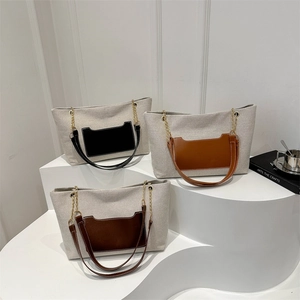 Damen Große Kapazität Nylon Tragetasche Patchwork Kette Umhängetasche Urban Einfach Pendler Achselhöhle Handtasche Künstlerisch Retro