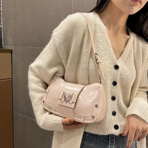 Pink patent leather underarm bag with silver heart buckle and rivets for women