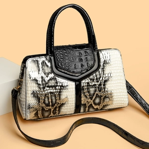 Fashion Snake Pattern PU Leather Tote Bag Large Capacity Handbag Shoulder Crossbody Bag Women Street Trend Versatile Purse