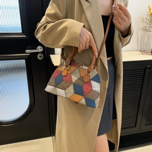Chic 3D geometric patchwork shell bag in multi-color leather with crossbody strap