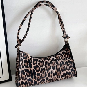 Women Fashion Leopard Print Underarm Bag Retro PU Leather Shoulder Bag With Knot Handle Gold Zipper Dumpling Bag Daily Use