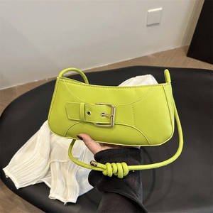 Borsa Baguette Sottobraccio in Pelle PU da Donna Borsa a Tracolla Minimalista Alla Moda Con Fibbia in Metallo e Manico a Nodo