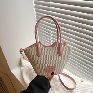 Damen Geflochtene Beuteltasche Kunstleder Kontrastfarbe Stroh Umhängetasche Griff Sommer Strand Lässig Mode Patch Handtasche