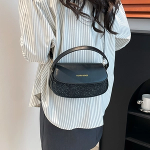 Minimalistische schwarze PU Satteltasche mit Goldschrift und Glitzerelementen