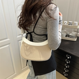 Sac hobo rétro en toile patchwork avec bordure en cuir pour le trajet urbain
