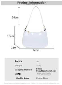 Dettaglio della borsa in ecopelle bianca con dimensioni 24x16x7cm e altezza del manico