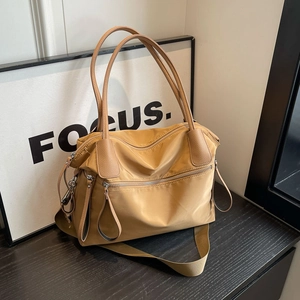 Damen Große Kapazität Nylon Tote Bag Koreanischen Stil Einfarbig Schulter Umhängetasche Achselhöhle Pendler Handtasche Freizeitreisetasche