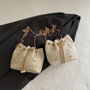 Women Floral Embroidery Straw Bucket Bag With Metal Chain Artificial Pearl Drawstring Woven Shoulder Crossbody Bag For Summer Vacation