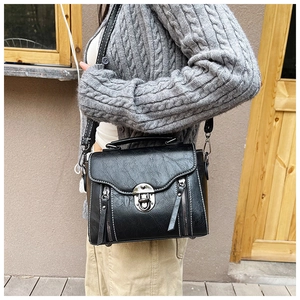 Vintage Women PU Leather Shoulder Bag Retro Contrast Stitching Crossbody Bag Elegant Handheld Square Bag For Daily Work Fashion Handbag