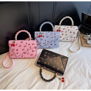 Bolsos cuadrados chic de piel PU con estampado de cerezas en rosa azul blanco y negro