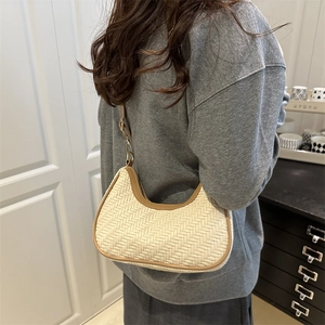 Women Woven PU Leather Hobo Underarm Bag Retro Minimalist Crescent Crossbody Shoulder Bag With Adjustable Strap Fashion Handbag
