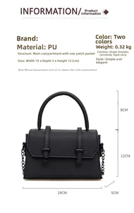 Détail du sac en PU noir motif litchi avec dimensions 19x5x12cm et vue de la poignée