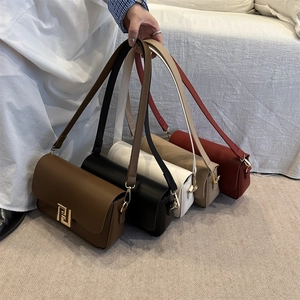 Borse a tracolla quadrate minimaliste in cinque colori con fibbia in metallo da donna
