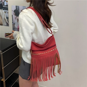 Vintage red fringe shoulder bag with gold diamond studs and large capacity bucket style