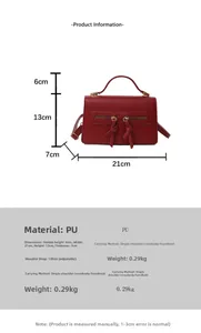 Detaillierte Größenangaben einer roten PU-Lederhandtasche mit Doppelreißverschluss