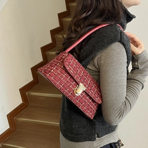 French Niche Style Tweed Underarm Bag Women Shoulder Bag With Metal Lock Elegant Vintage Plaid Baguette Bag Mini Crossbody Bag