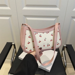 Summer fashion underarm bag with cherry print and pink chain strap for women
