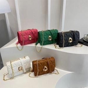 Fashion Women Quilted Shoulder Bag Synthetic Leather Gold Chain Horseshoe Buckle Crossbody Bag Small Square Bag For Daily