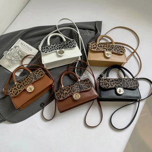 Women Leopard Print Stitching Shoulder Bag Synthetic Leather Crossbody Bag Fashion Metal Twist Lock Square Bag Handbag