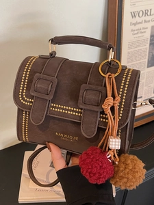 Damen Vintage PU Leder Umhängetasche Retro Nieten Kleine Quadratische Satchel Tasche Doppel Schnallen Design Mit Verstellbarem Riemen