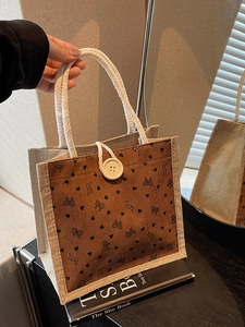 Sac fourre-tout en velours côtelé marron à motifs cœurs avec bordure en lin