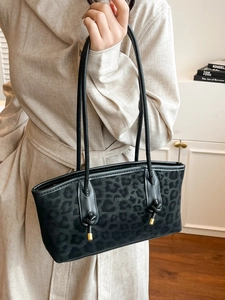Women Leopard Print Tote Bag PU Leather Shoulder Bag Large Capacity Urban Minimalist Commuter Handbag Gold Hardware Fashion