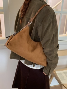 Sac Hobo en Cuir PU Mat Vintage pour Femmes Sac à Épaule Grande Capacité avec Surpiqûres Sac d'Aisselle Décontracté Quotidien