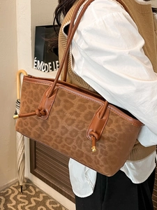 Brown leopard print large tote bag with GIHAIDI embossed logo and leather shoulder straps