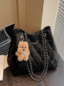 Large capacity black quilted tote bag with chain strap and cute puppy pendant