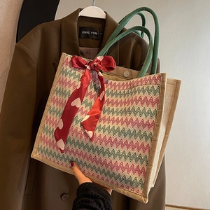 Sac Cabas en Toile Tissée Grande Capacité pour Femme Sac à Épaule Rétro Motif Zigzag avec Décoration Foulard Cœur