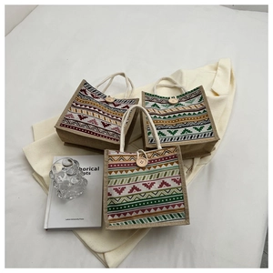 Set de 3 sacs à lunch en lin avec motifs géométriques et fermeture bouton en bois