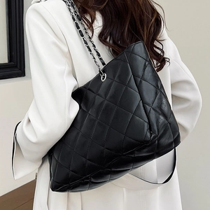 Large Capacity Quilted Tote Bag PU Leather Lingge Shoulder Bag With Chain Strap Fashion Commuter Handbag For Women