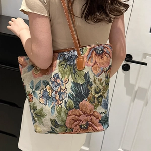 Grande borsa tote vintage in tela jacquard con manici in pelle marrone da donna