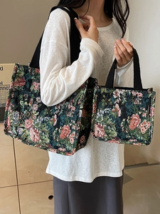 Ethnic style large capacity floral tapestry tote bags in two sizes for women fashion