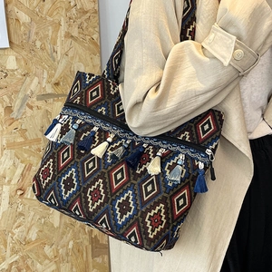 Ethnic bohemian jacquard tote bag with fringe tassels and geometric diamond patterns