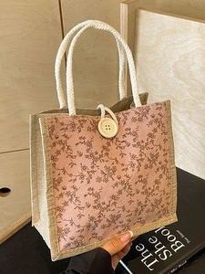 Borsa tote in juta floreale con manici in corda e bottone in legno per l'uso estivo quotidiano