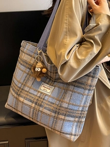 Grand sac cabas en laine à carreaux avec anses bleues et breloque singe
