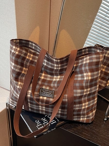 Grand sac fourre-tout à carreaux rétro avec poignées en toile marron pour le quotidien
