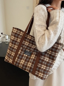 Grand sac cabas rétro à carreaux pour femmes avec motif en toile marron classique