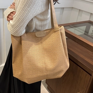Large woven tote bag in light brown for women, casual shoulder bag for daily commute