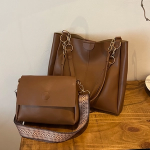 Women Fashion 2 Piece Tote Bag Set PU Leather Large Capacity Shoulder Handbag With Wide Geometric Woven Strap Commuter Bag