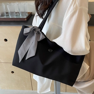 Damen Große Kapazität Nylon Tote Bag Urban Minimalistische Schultertasche Mit Schleife Dekor Mode Pendler Achsel Handtasche