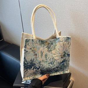 Floral embroidery tote bag with vintage jacquard pattern and cotton rope handles